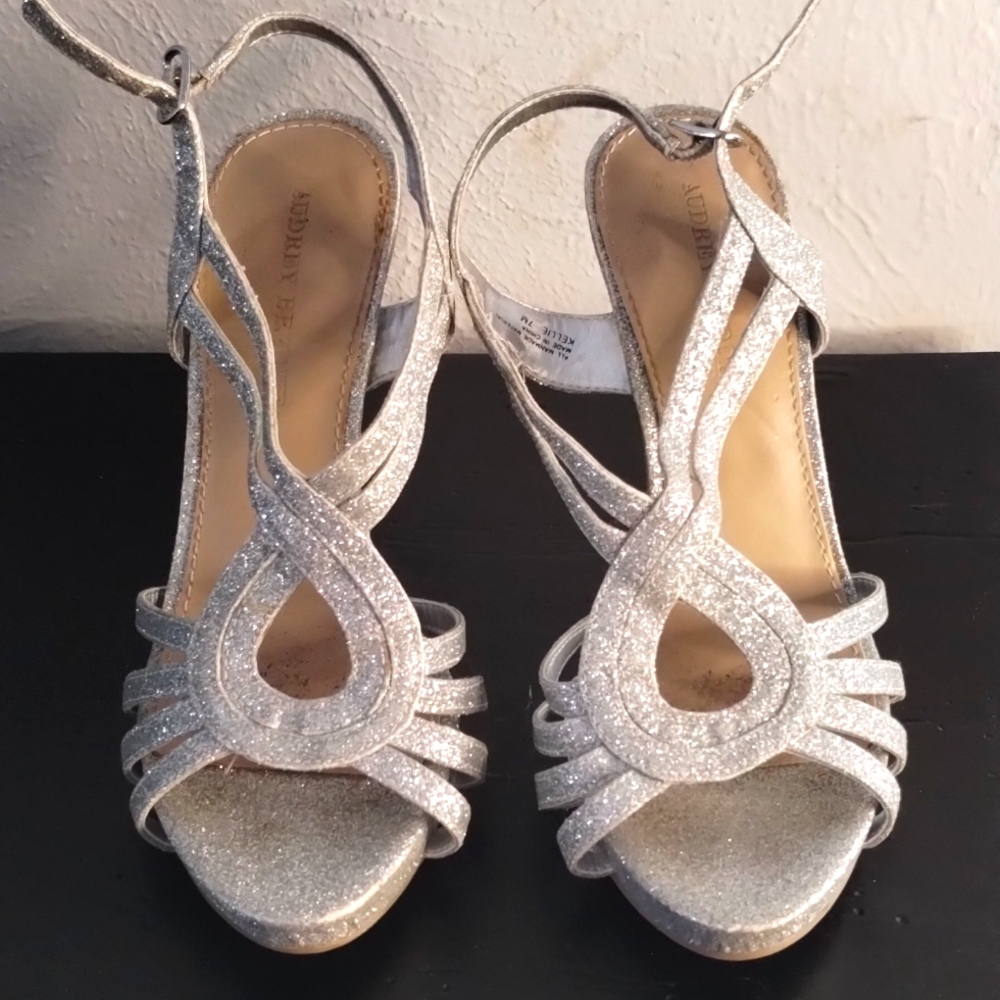 Audrey Brooke sparkling silver heels sandals SIZE 7